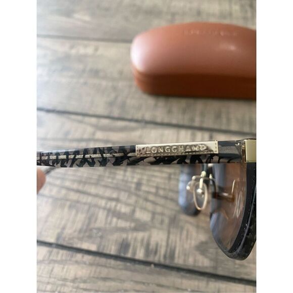 Longchamp woman’s sunglasses with case - Picture 5 of 6